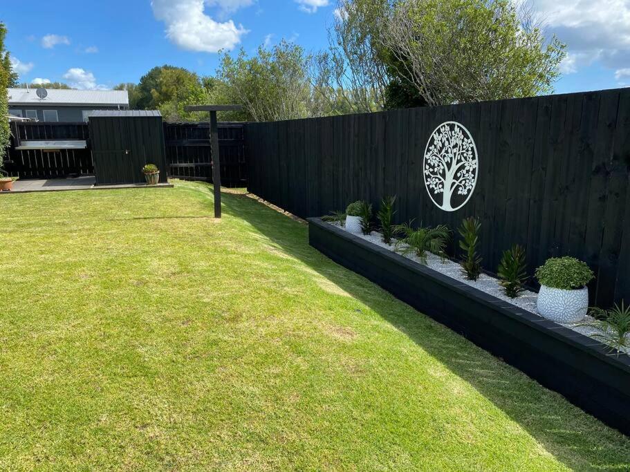 Whitianga Kiwi Bach Villa Exterior photo